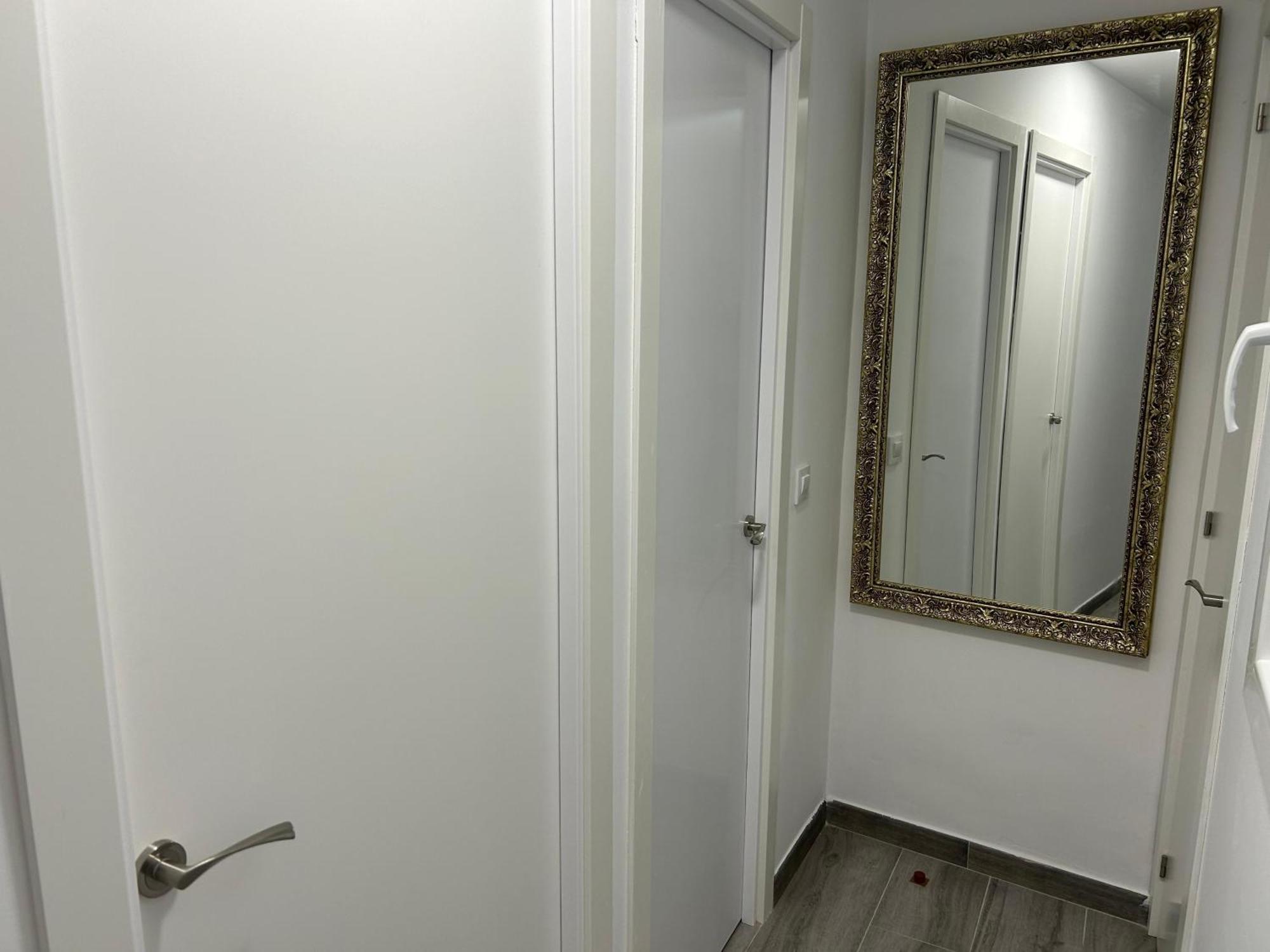 A Unos Pasos A Paseo Del Prado Apartment Madrid Exterior foto